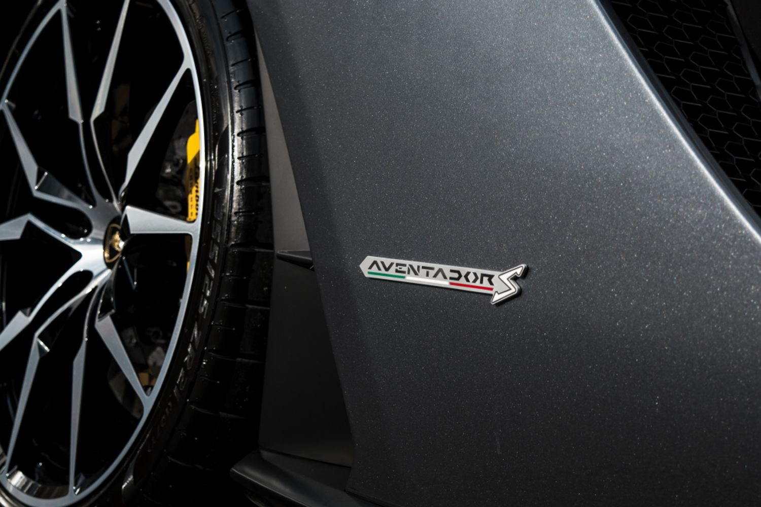 LAMBORGHINI AVENTADOR 6.5 LP 740-4 S 2DR SEMI AUTOMATIC