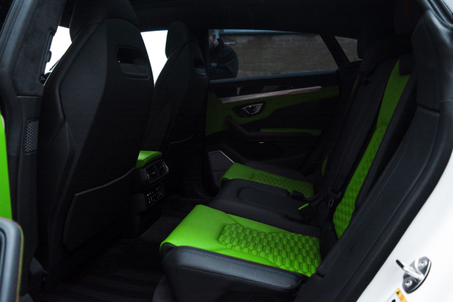 LAMBORGHINI URUS ESTATE 4.0 V8 5DR AUTOMATIC