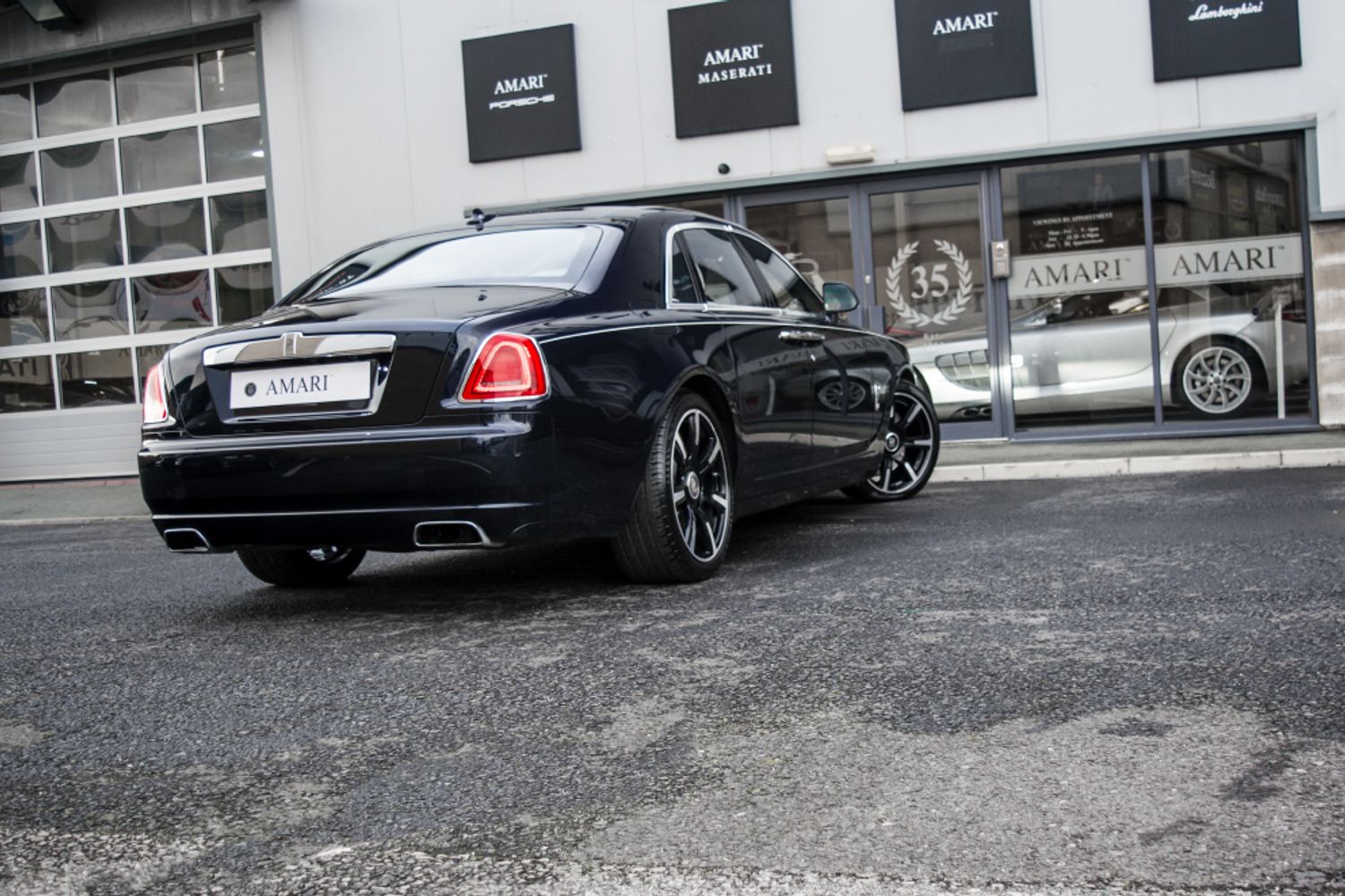 ROLLS-ROYCE GHOST SALOON 6.6 V12 SWB 4DR AUTOMATIC