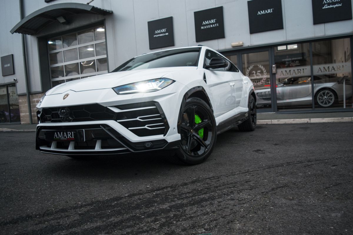 LAMBORGHINI URUS ESTATE 4.0 V8 5DR AUTOMATIC