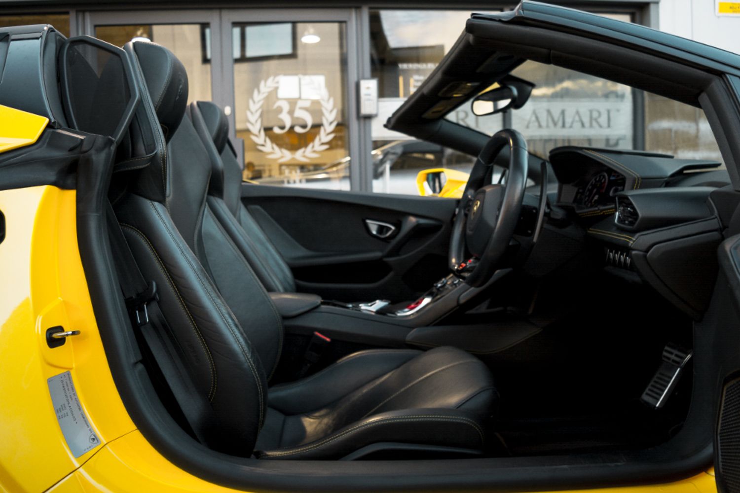 LAMBORGHINI HURACAN CONVERTIBLE 5.2 LP 610-4 SPYDER 2DR SEMI AUTOMATIC