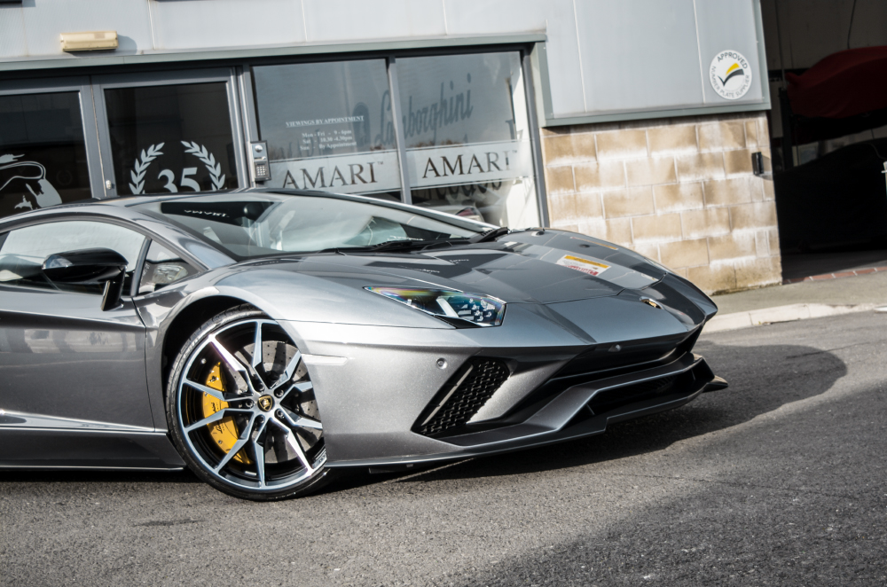 2018 LAMBORGHINI AVENTADOR Previously Sold | AMARI™ Supercars