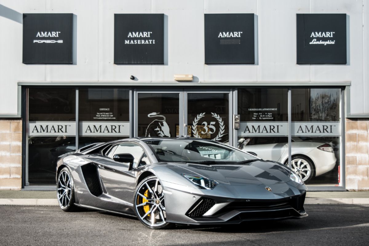 LAMBORGHINI AVENTADOR 6.5 LP 740-4 S 2DR SEMI AUTOMATIC