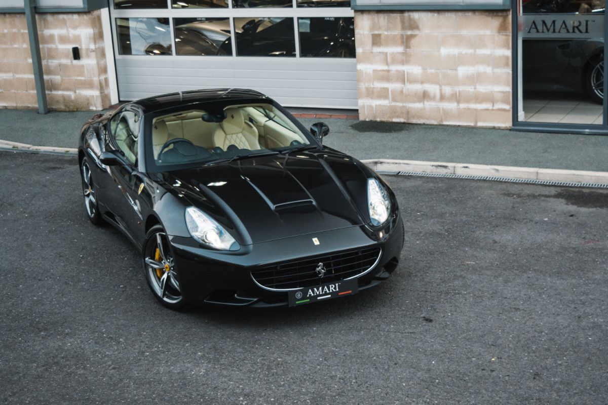 FERRARI CALIFORNIA CONVERTIBLE 4.3 2 PLUS 2 2DR SEMI AUTOMATIC