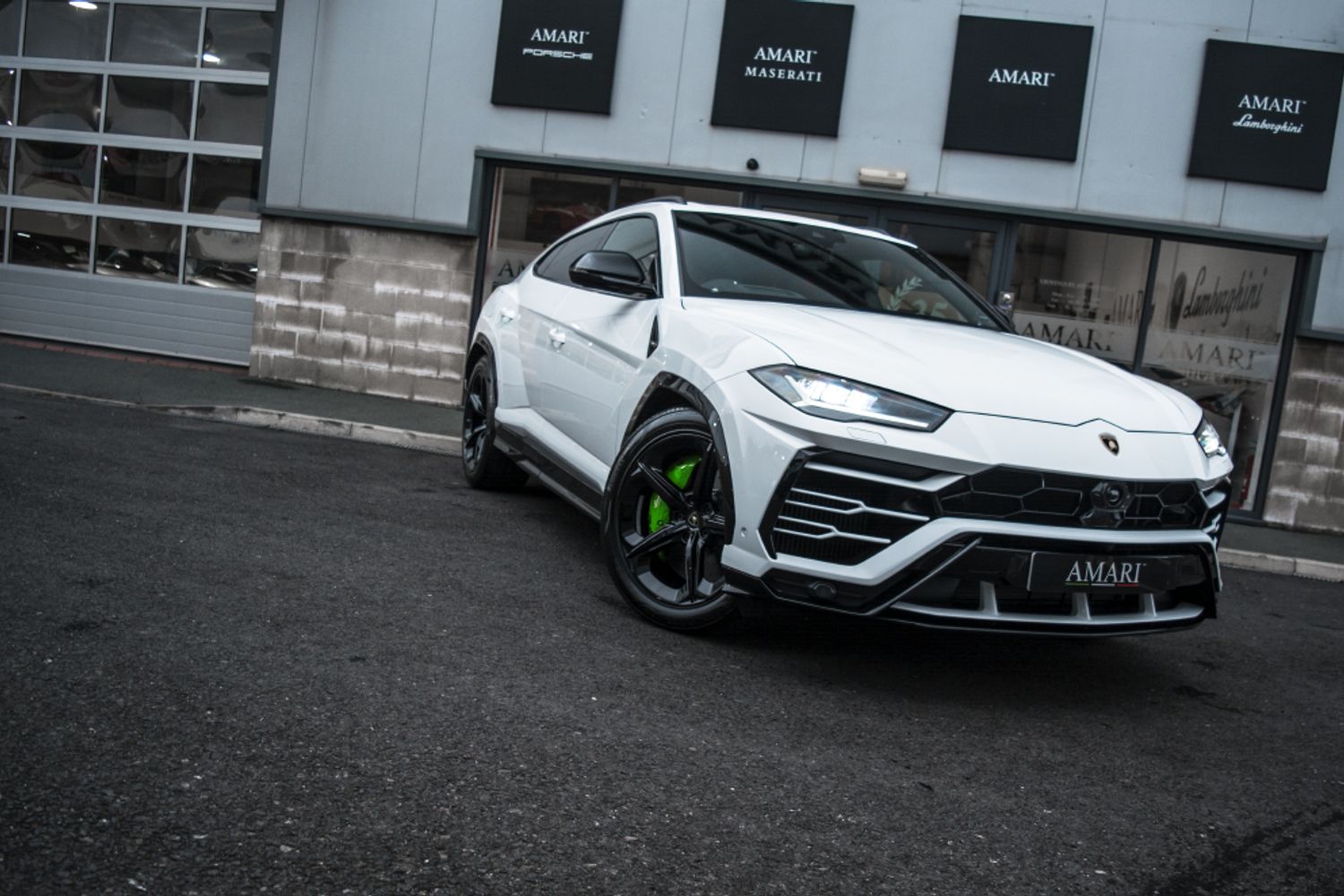 LAMBORGHINI URUS ESTATE 4.0 V8 5DR AUTOMATIC