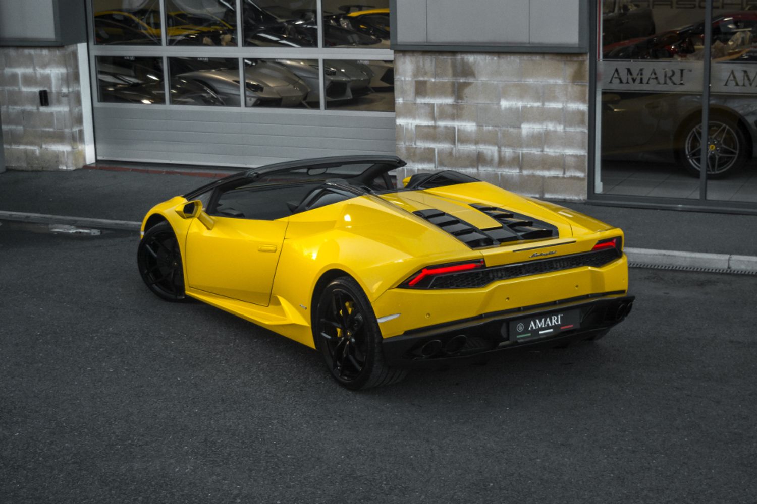LAMBORGHINI HURACAN CONVERTIBLE 5.2 LP 610-4 SPYDER 2DR SEMI AUTOMATIC