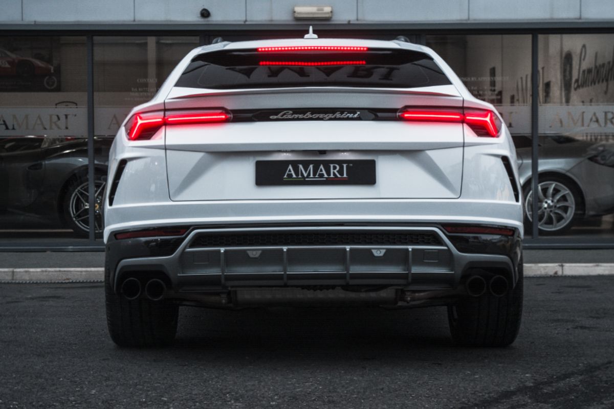 LAMBORGHINI URUS ESTATE 4.0 V8 5DR AUTOMATIC