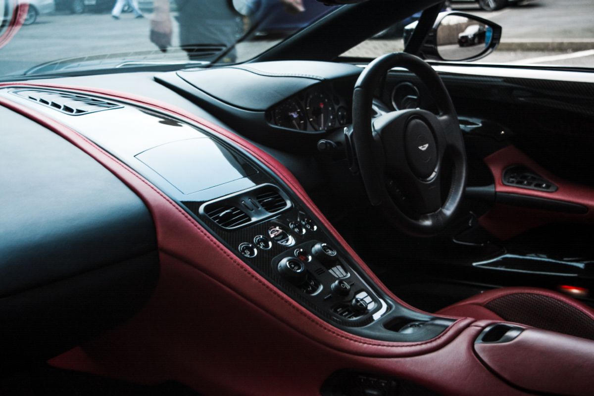 ASTON MARTIN One-77 One-77 - 7.3 Litre V12
