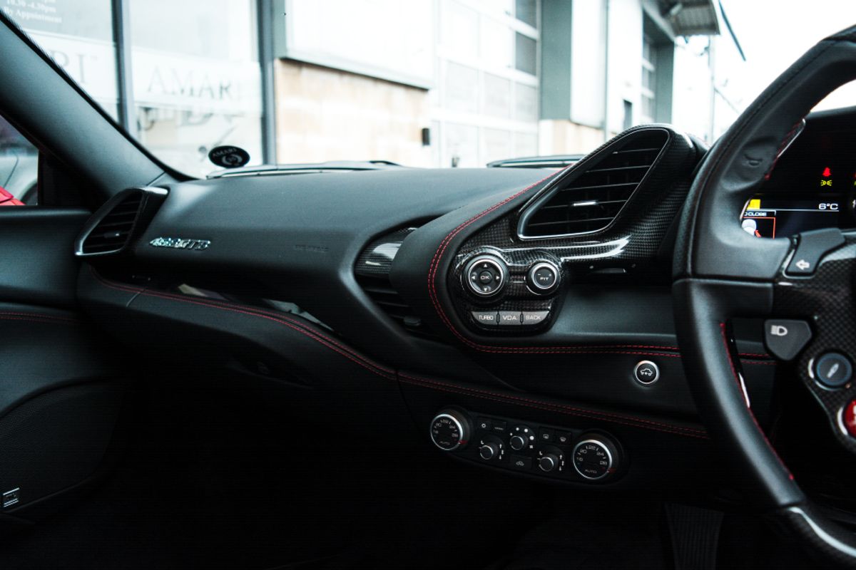 FERRARI 488 COUPE 3.9 GTB 2DR SEMI AUTOMATIC