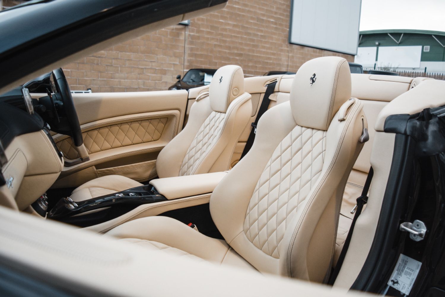 FERRARI CALIFORNIA CONVERTIBLE 4.3 2 PLUS 2 2DR SEMI AUTOMATIC