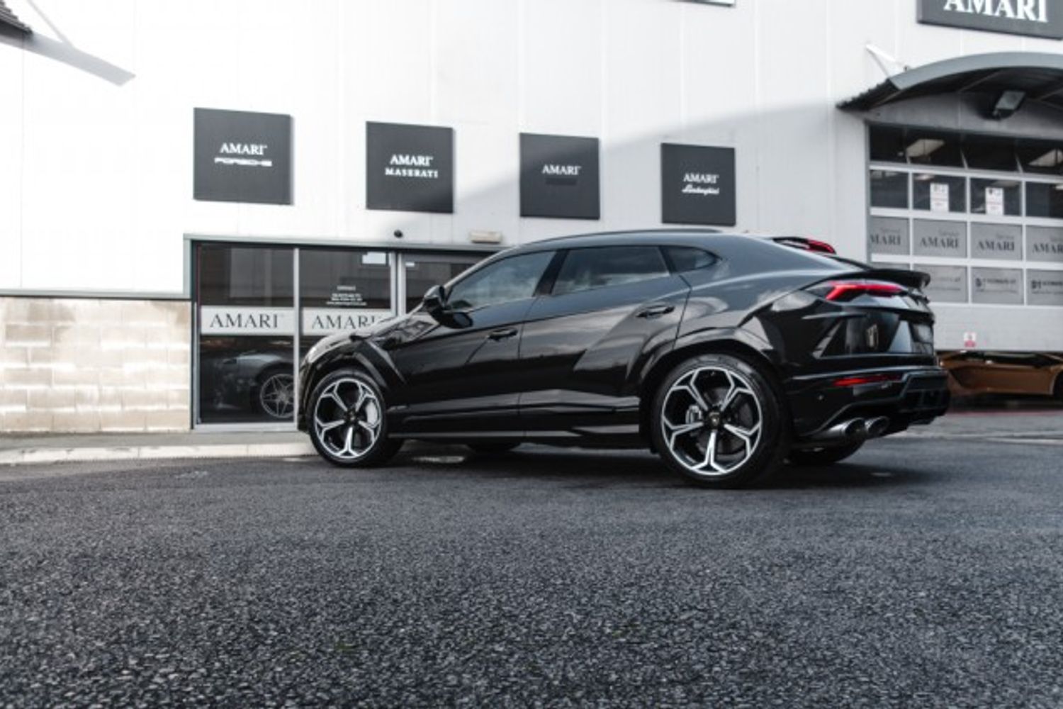 LAMBORGHINI URUS ESTATE 4.0 V8 5DR AUTOMATIC