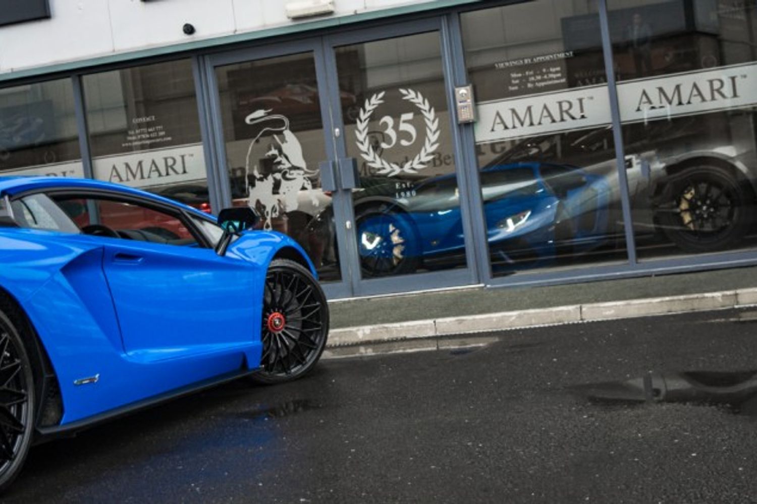 LAMBORGHINI AVENTADOR COUPE 6.5 LP 740-4 S 2DR SEMI AUTOMATIC