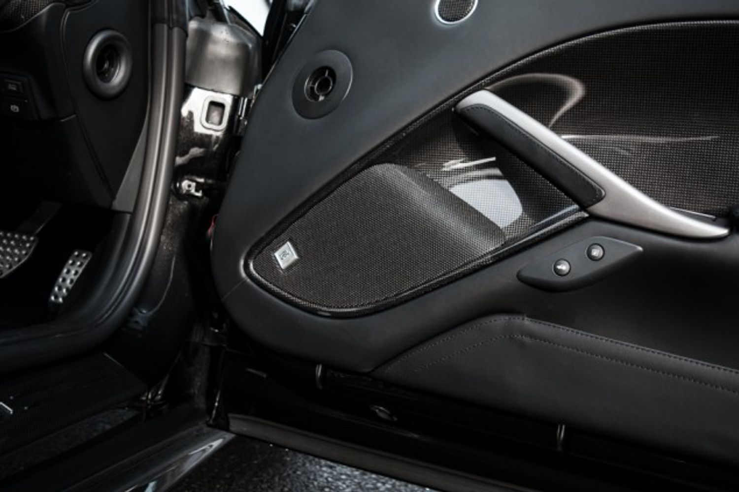 FERRARI F12 BERLINETTA COUPE 6.3 AB 2DR SEMI AUTOMATIC