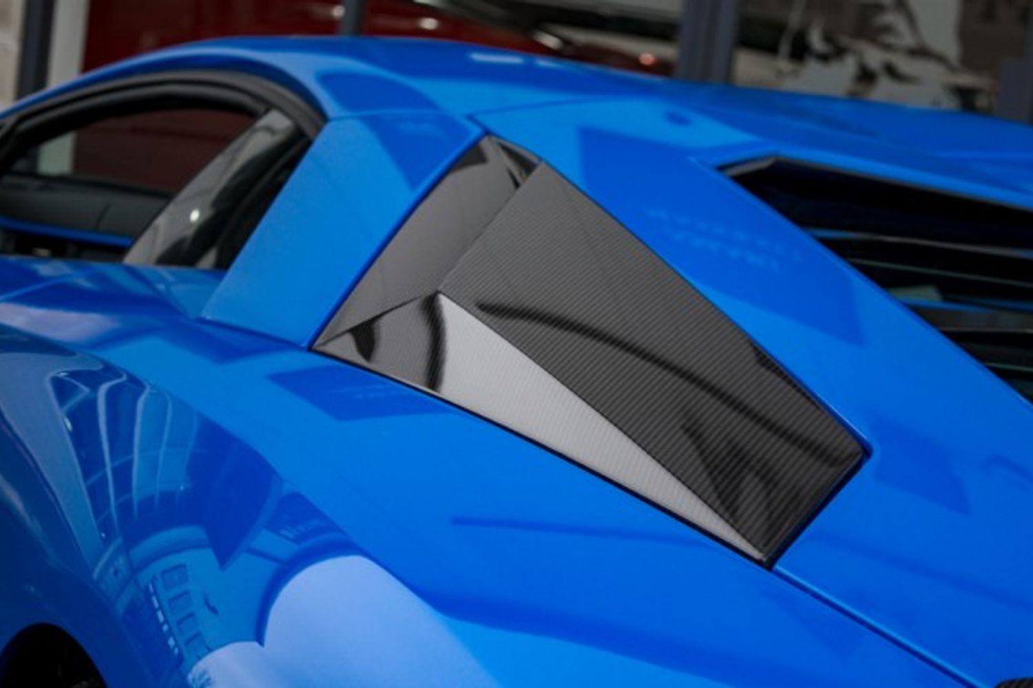 LAMBORGHINI AVENTADOR COUPE 6.5 LP 740-4 S 2DR SEMI AUTOMATIC