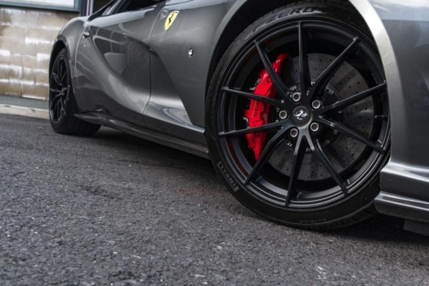 FERRARI 812 SUPERFAST COUPE 6.5 BCE 2DR SEMI AUTOMATIC