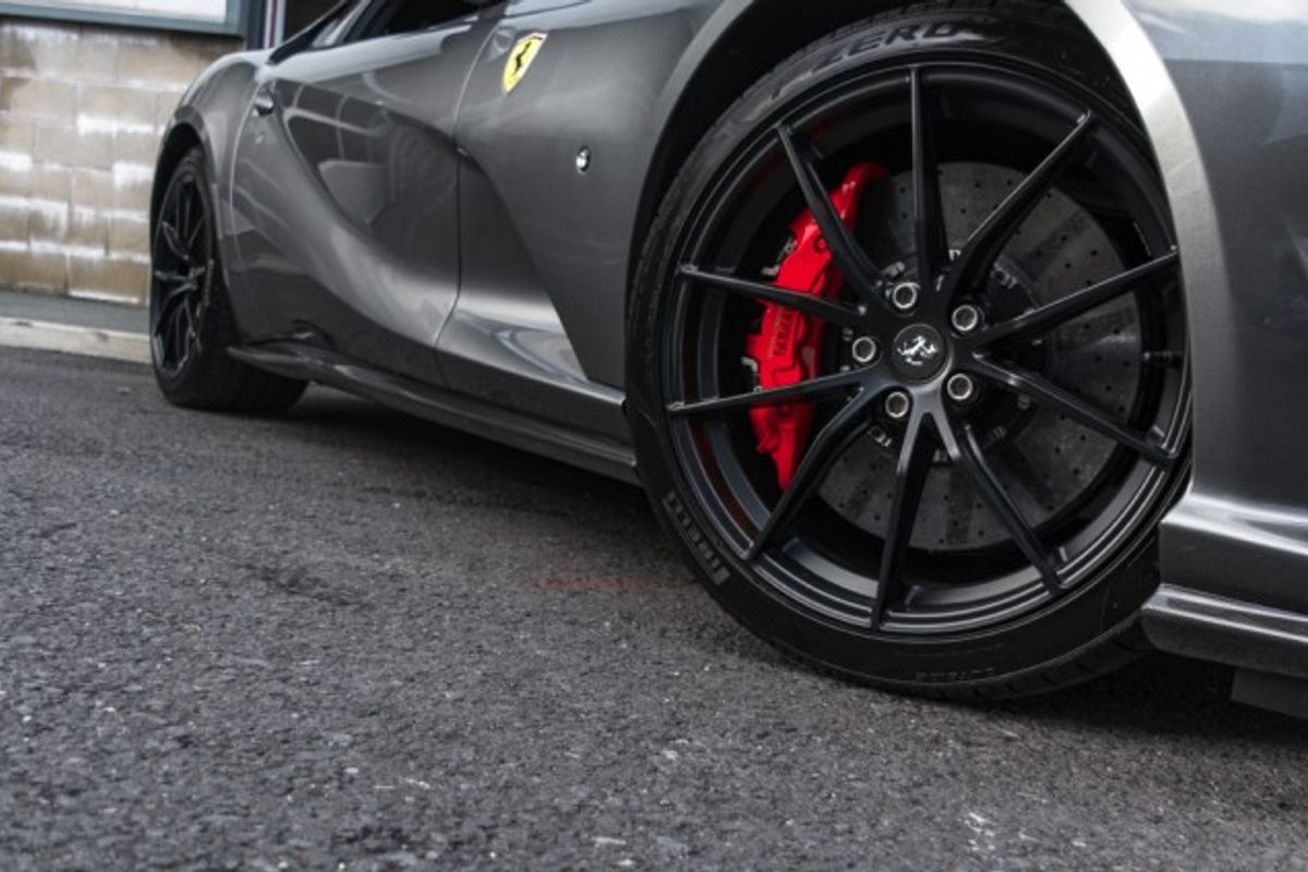 FERRARI 812 SUPERFAST COUPE 6.5 BCE 2DR SEMI AUTOMATIC