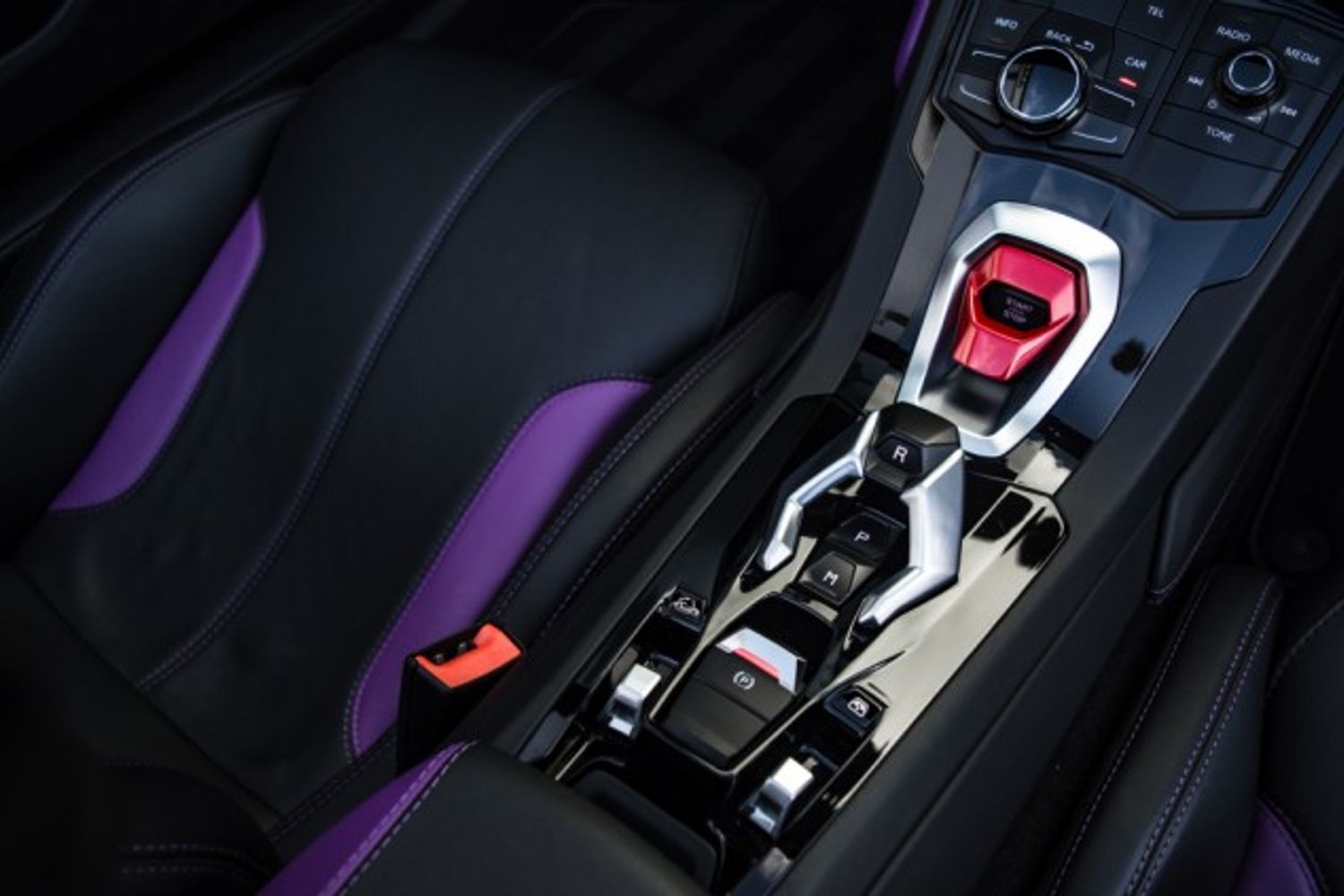 LAMBORGHINI HURACAN CONVERTIBLE 5.2 LP 610-4 SPYDER 2DR SEMI AUTOMATIC