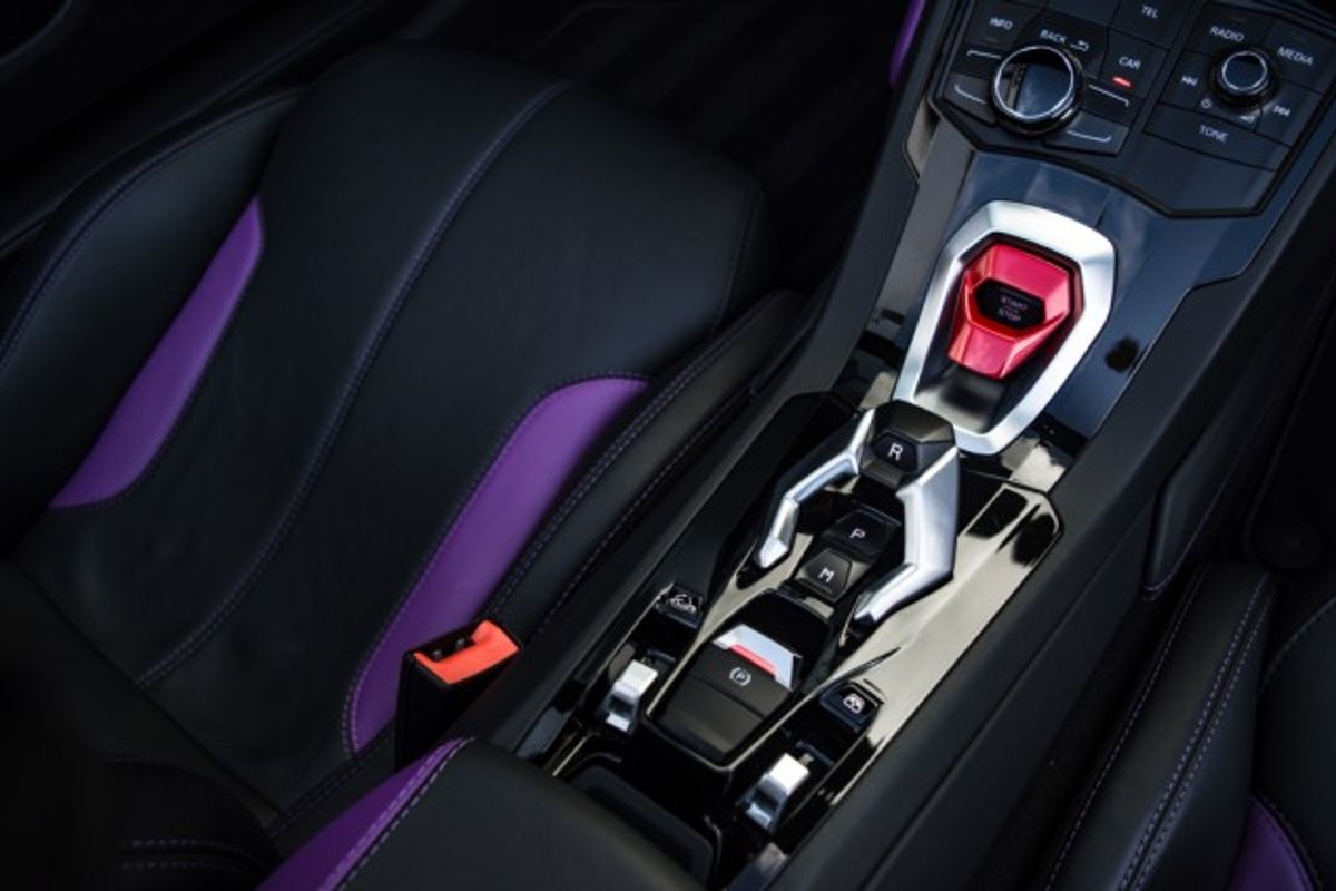 LAMBORGHINI HURACAN CONVERTIBLE 5.2 LP 610-4 SPYDER 2DR SEMI AUTOMATIC