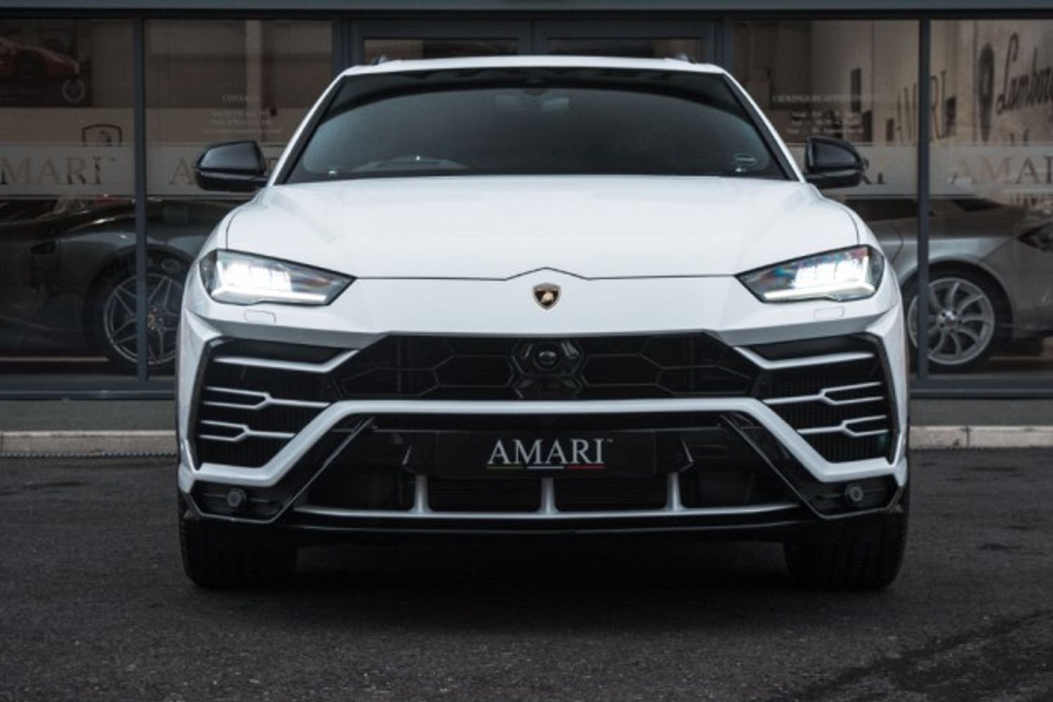 LAMBORGHINI URUS ESTATE 4.0 V8 5DR AUTOMATIC