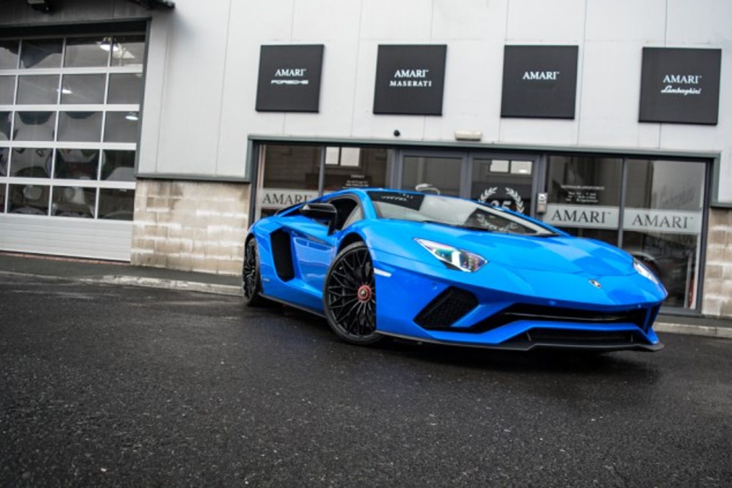 LAMBORGHINI AVENTADOR COUPE 6.5 LP 740-4 S 2DR SEMI AUTOMATIC