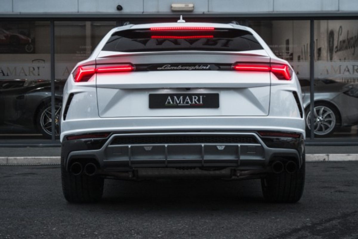 LAMBORGHINI URUS ESTATE 4.0 V8 5DR AUTOMATIC