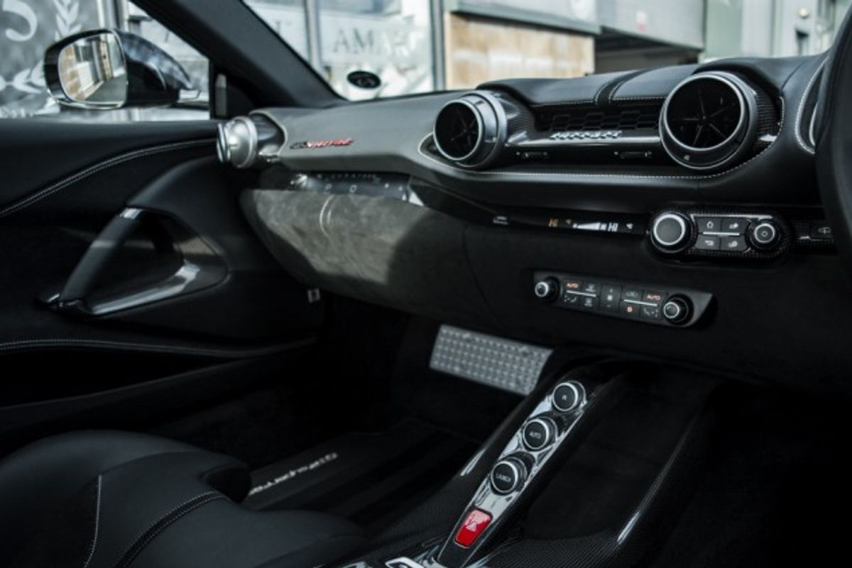 FERRARI 812 SUPERFAST COUPE 6.5 BCE 2DR SEMI AUTOMATIC