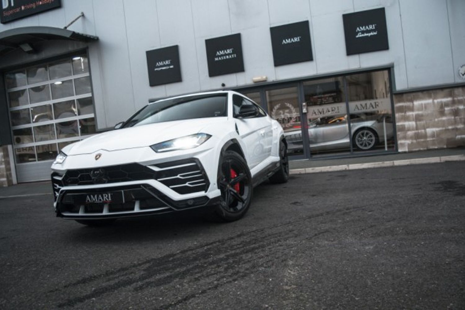 LAMBORGHINI URUS ESTATE 4.0 V8 5DR AUTOMATIC