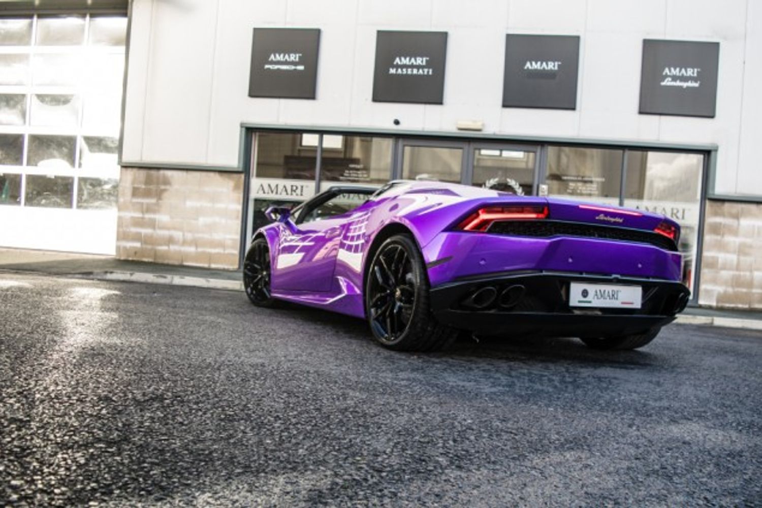 LAMBORGHINI HURACAN CONVERTIBLE 5.2 LP 610-4 SPYDER 2DR SEMI AUTOMATIC