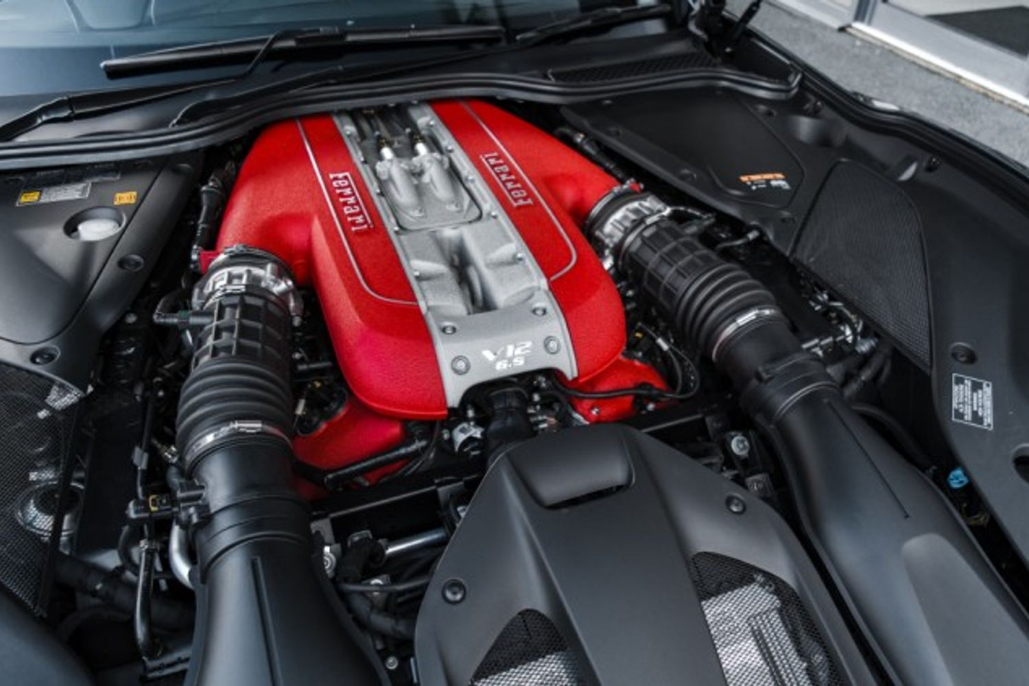 FERRARI 812 SUPERFAST COUPE 6.5 BCE 2DR SEMI AUTOMATIC