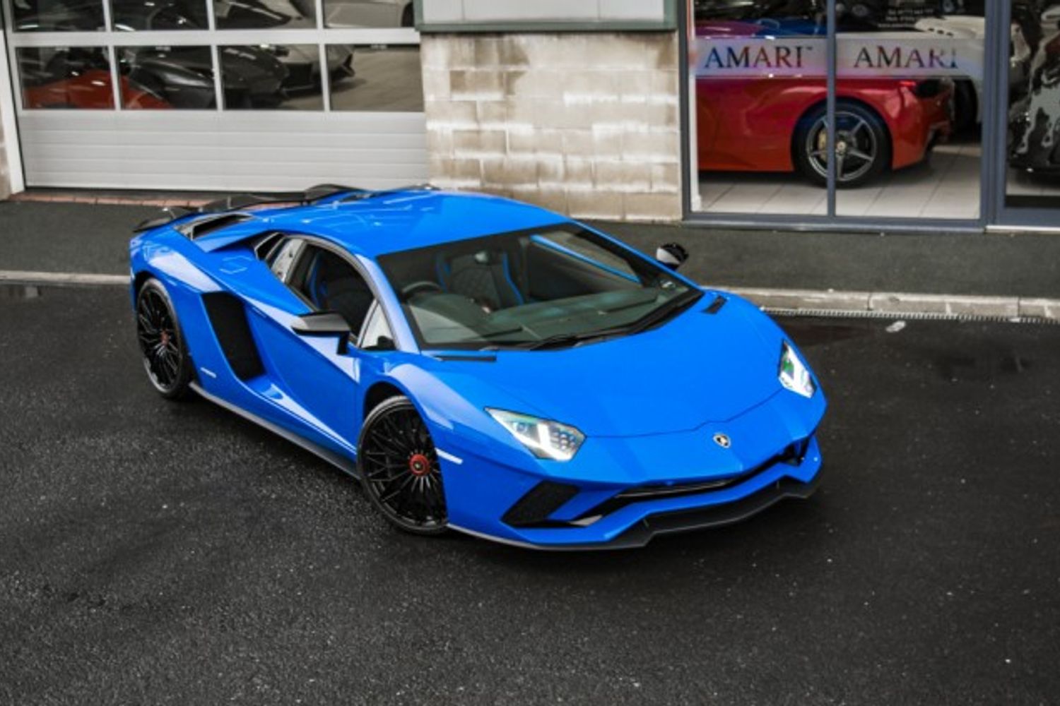 LAMBORGHINI AVENTADOR COUPE 6.5 LP 740-4 S 2DR SEMI AUTOMATIC