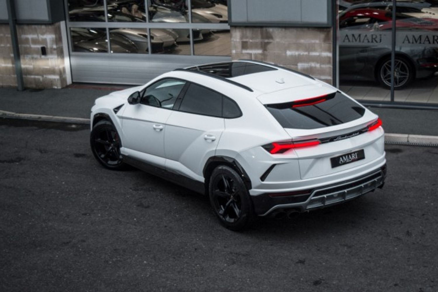 LAMBORGHINI URUS ESTATE 4.0 V8 5DR AUTOMATIC