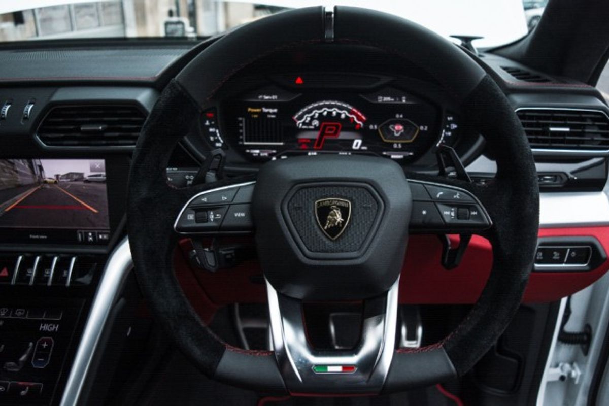 LAMBORGHINI URUS ESTATE 4.0 V8 5DR AUTOMATIC