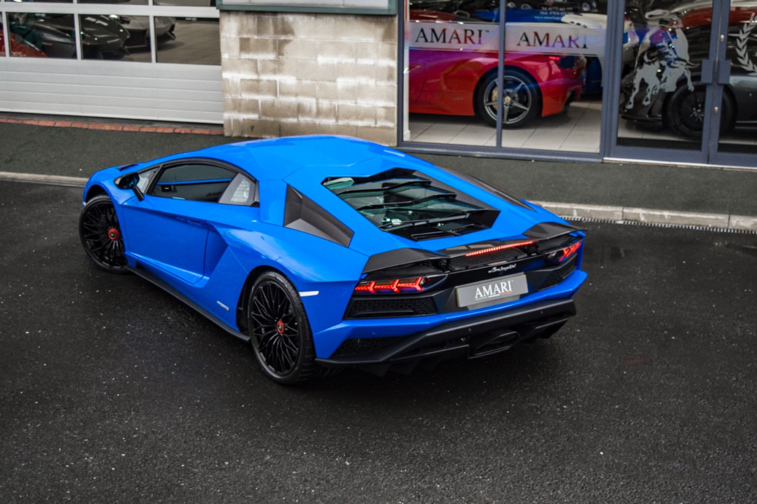 LAMBORGHINI AVENTADOR COUPE 6.5 LP 740-4 S 2DR SEMI AUTOMATIC