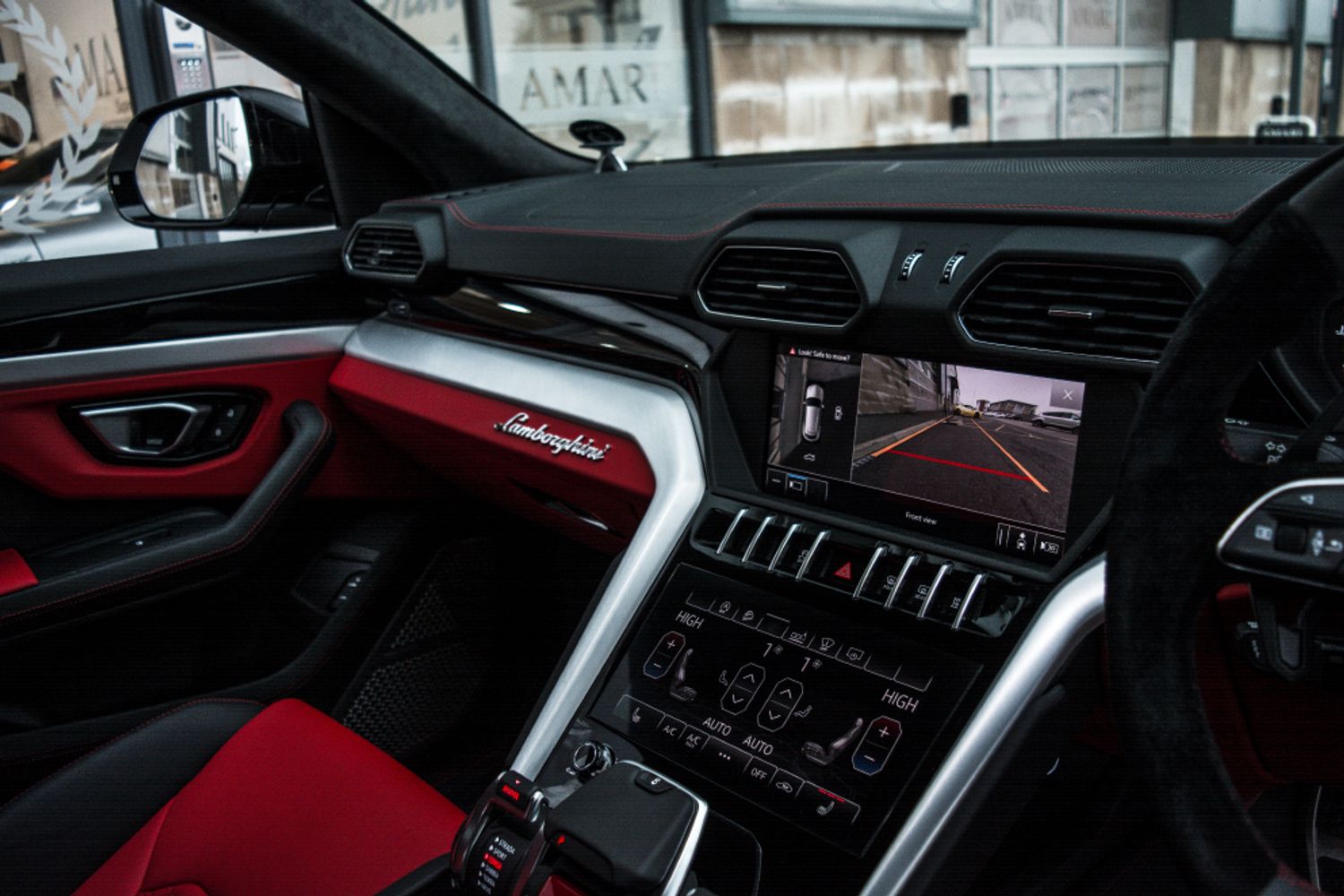 LAMBORGHINI URUS ESTATE 4.0 V8 5DR AUTOMATIC