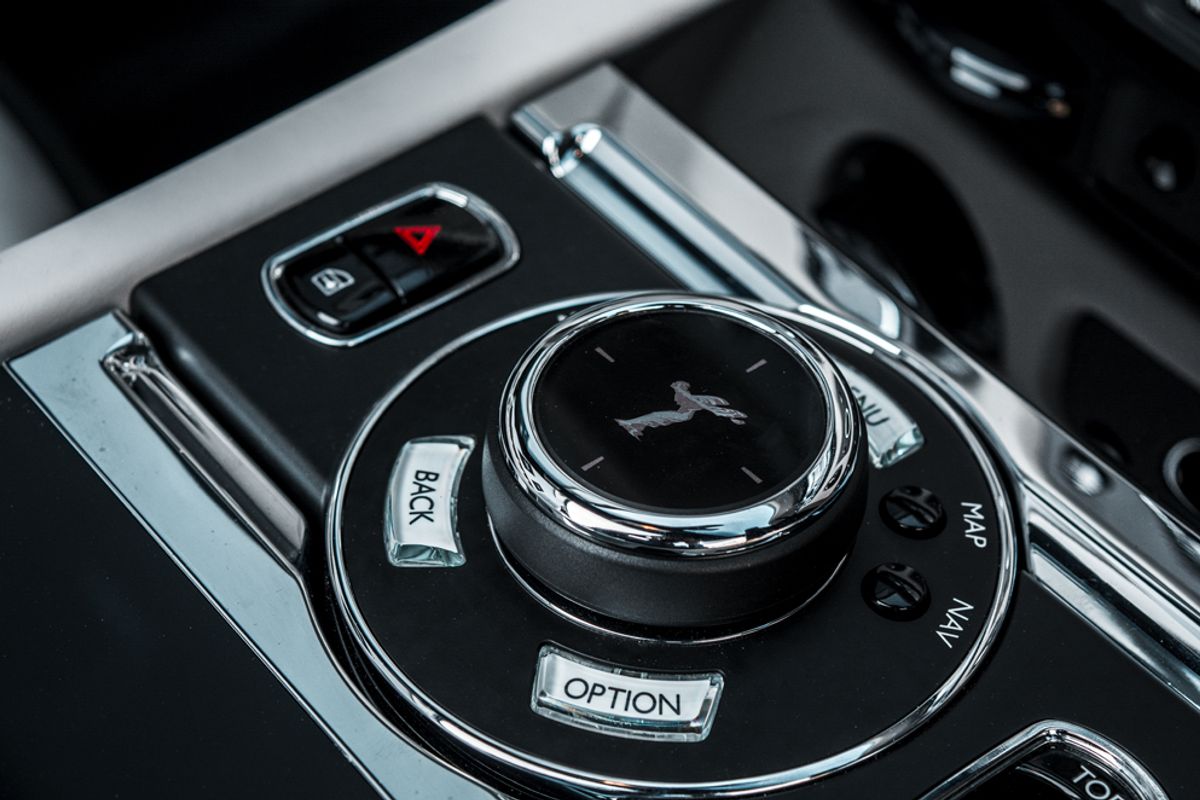 ROLLS-ROYCE DAWN CONVERTIBLE 6.6 V12 2DR AUTOMATIC