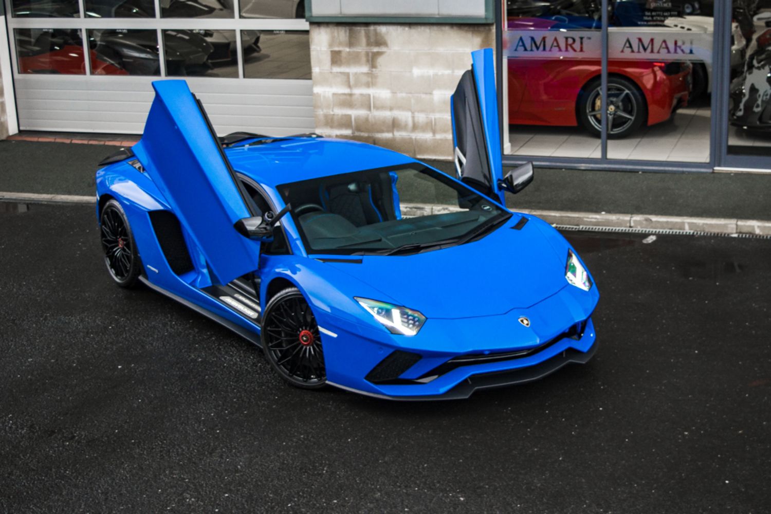 LAMBORGHINI AVENTADOR COUPE 6.5 LP 740-4 S 2DR SEMI AUTOMATIC
