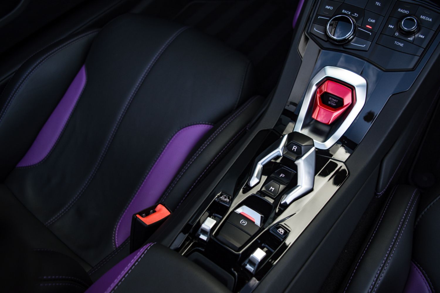 LAMBORGHINI HURACAN CONVERTIBLE 5.2 LP 610-4 SPYDER 2DR SEMI AUTOMATIC