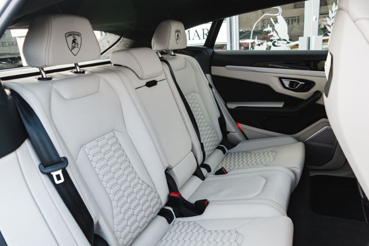 LAMBORGHINI URUS ESTATE 4.0 V8 5DR AUTOMATIC