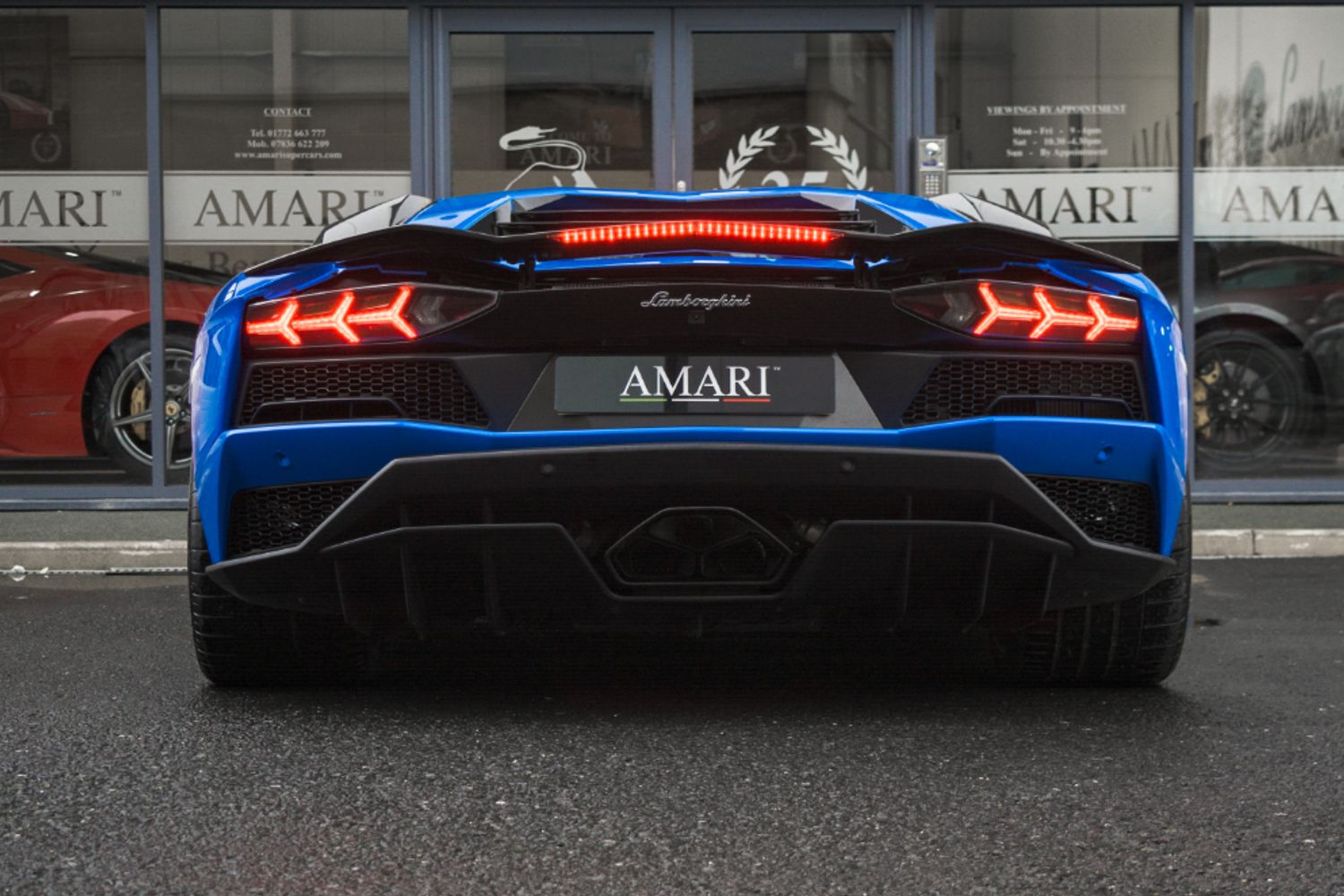LAMBORGHINI AVENTADOR COUPE 6.5 LP 740-4 S 2DR SEMI AUTOMATIC