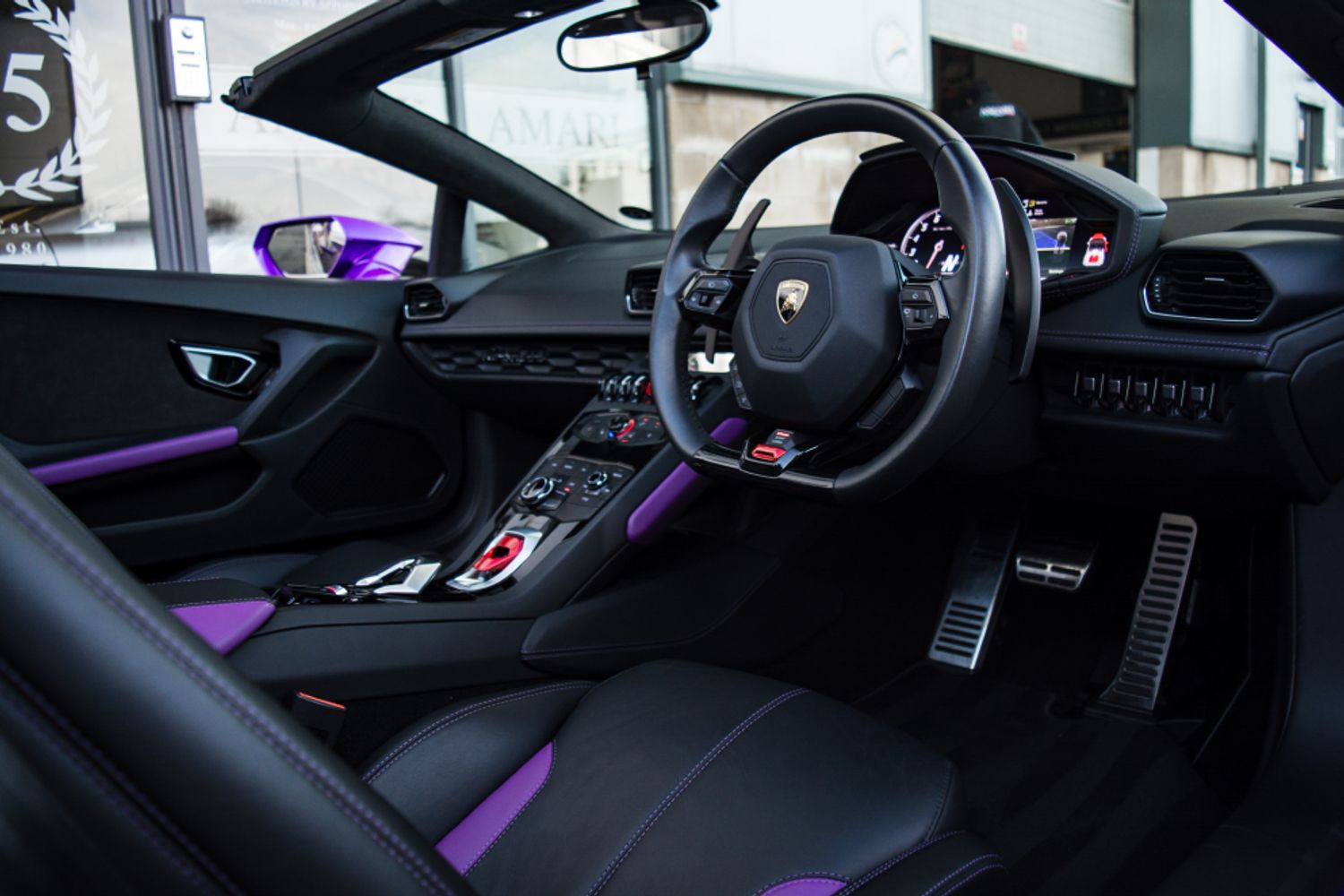 LAMBORGHINI HURACAN CONVERTIBLE 5.2 LP 610-4 SPYDER 2DR SEMI AUTOMATIC