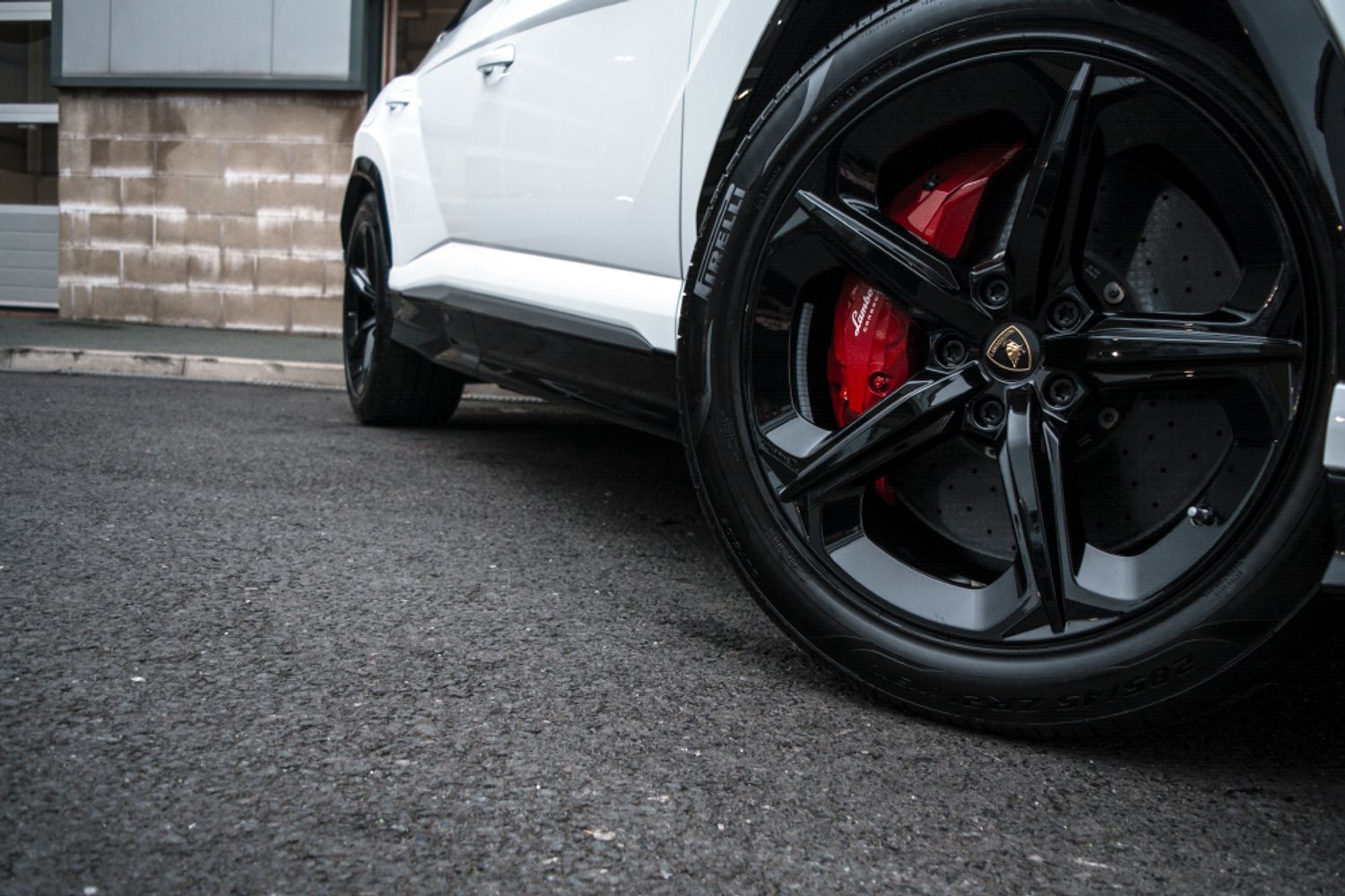 LAMBORGHINI URUS ESTATE 4.0 V8 5DR AUTOMATIC