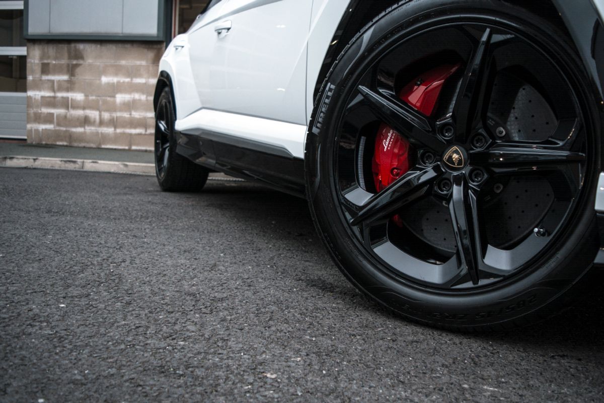 LAMBORGHINI URUS ESTATE 4.0 V8 5DR AUTOMATIC