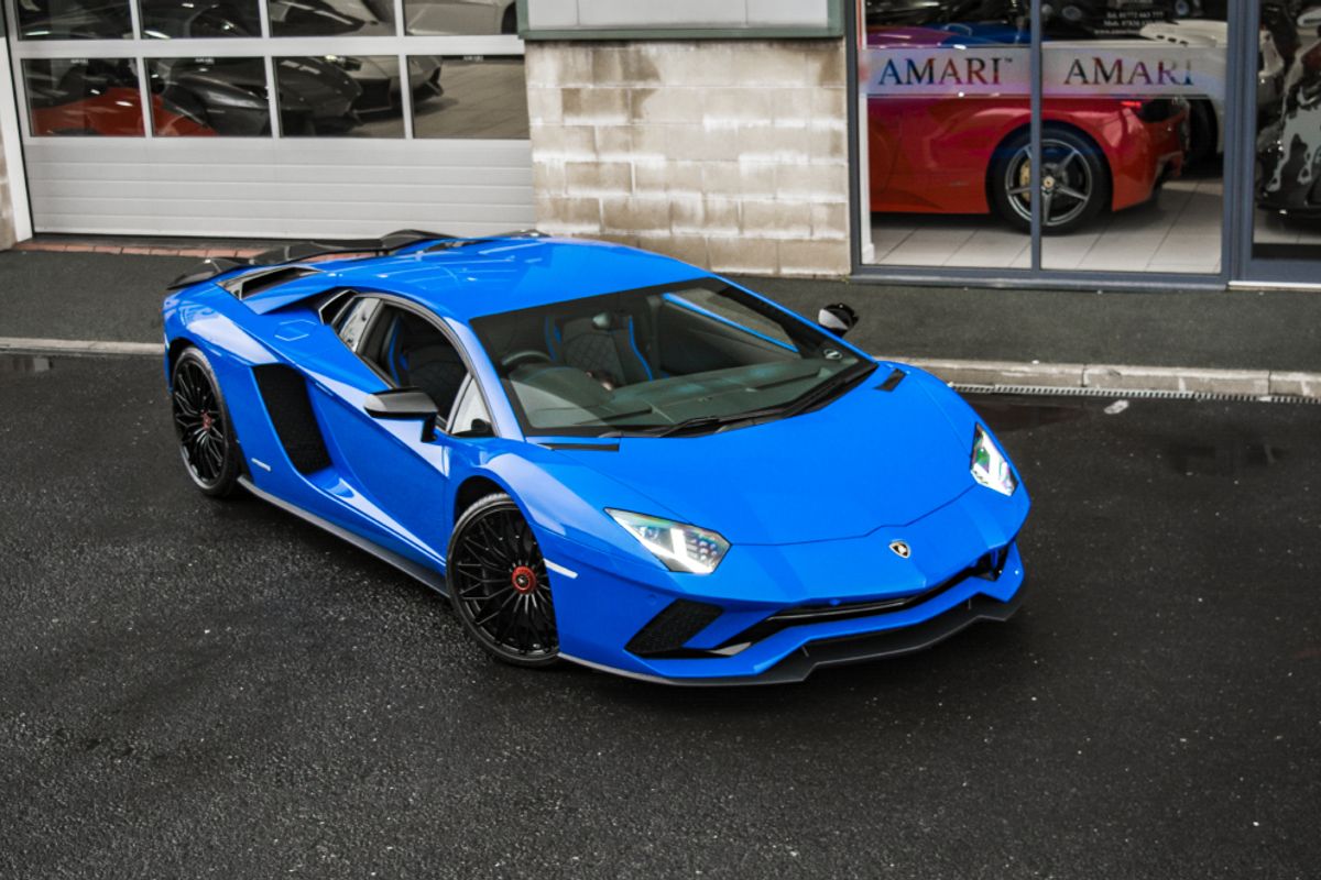 LAMBORGHINI AVENTADOR COUPE 6.5 LP 740-4 S 2DR SEMI AUTOMATIC