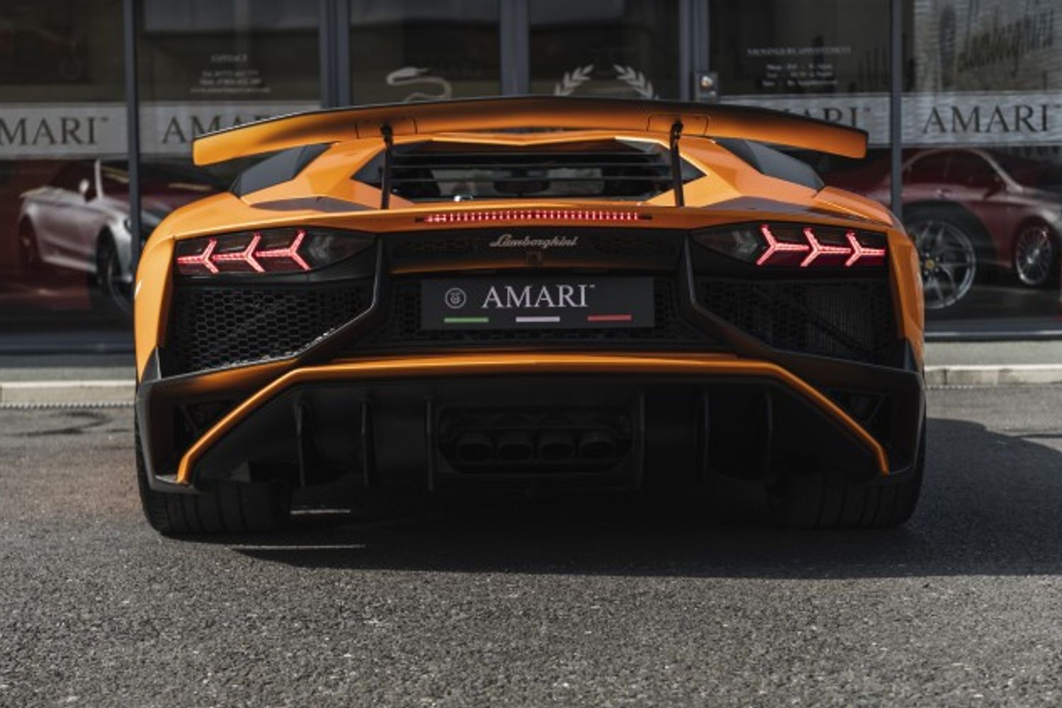 LAMBORGHINI AVENTADOR COUPE 6.5 LP 750-4 SUPERVELOCE 2DR SEMI AUTOMATIC