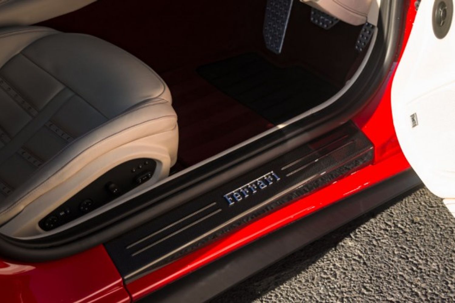 FERRARI F12 BERLINETTA COUPE 6.3 AB 2DR SEMI AUTOMATIC