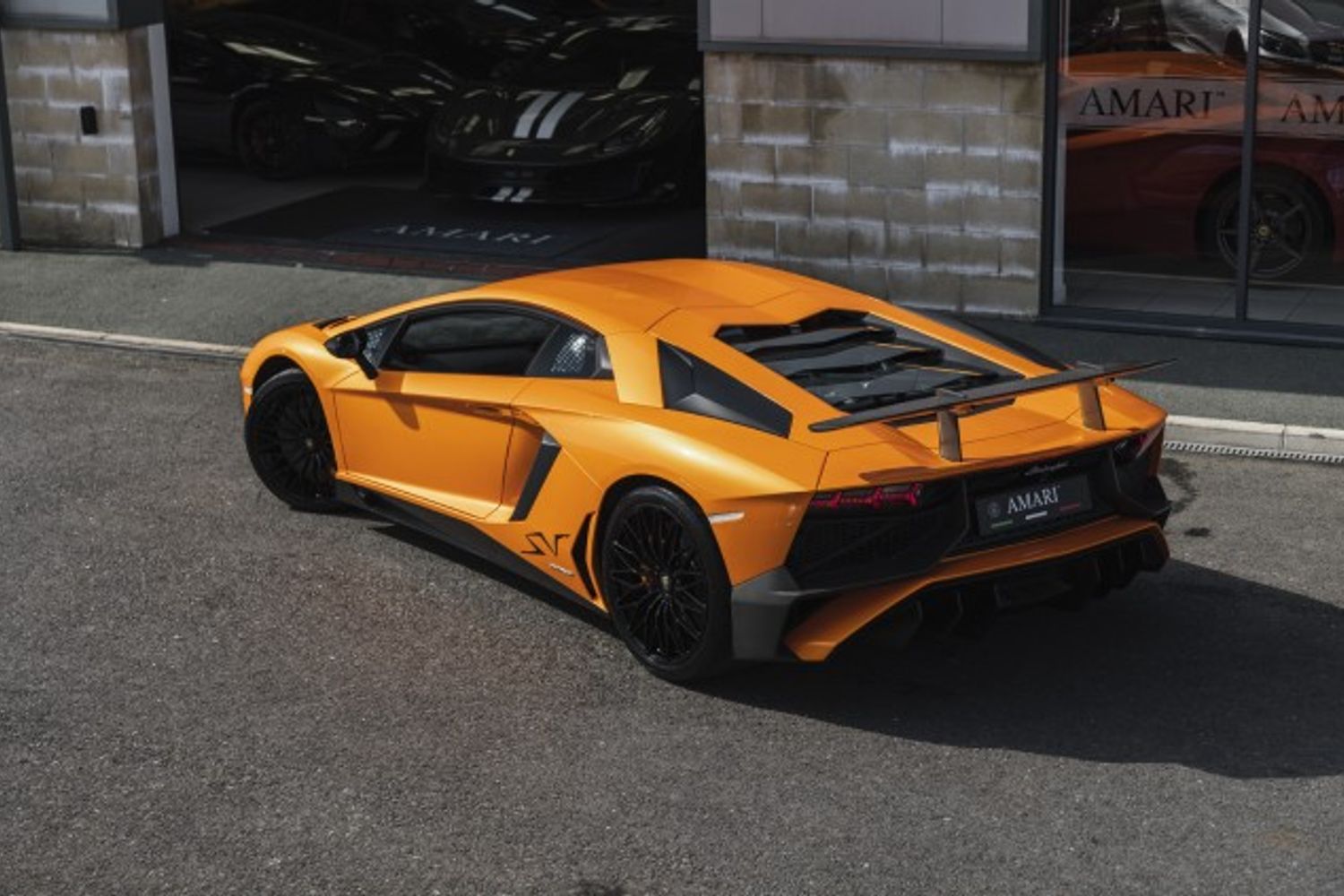 LAMBORGHINI AVENTADOR COUPE 6.5 LP 750-4 SUPERVELOCE 2DR SEMI AUTOMATIC