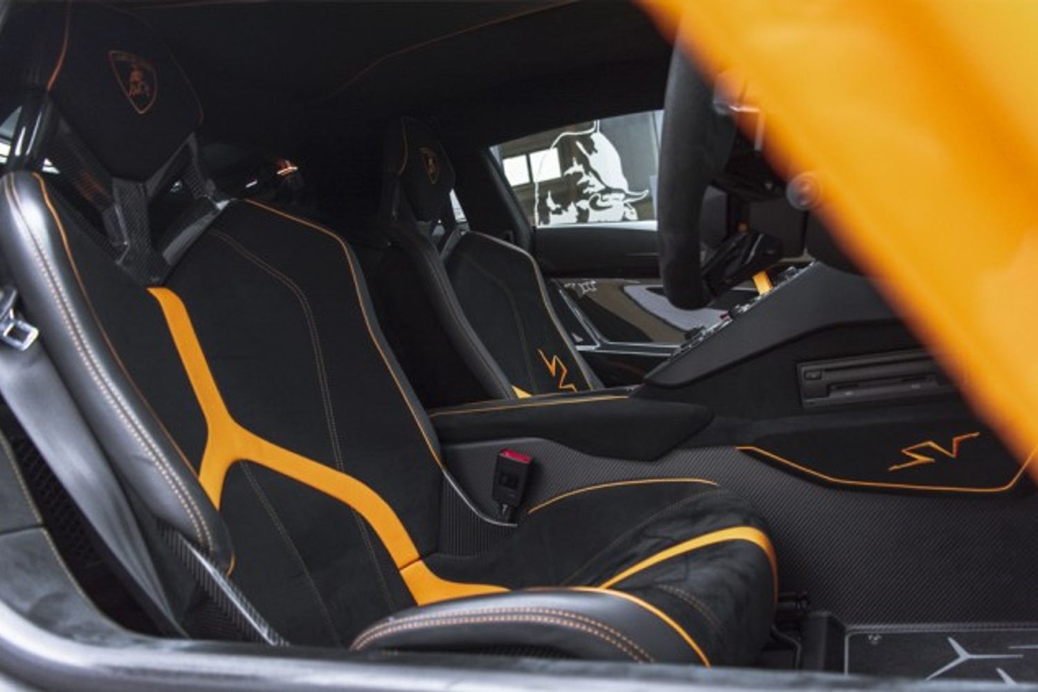 LAMBORGHINI AVENTADOR COUPE 6.5 LP 750-4 SUPERVELOCE 2DR SEMI AUTOMATIC