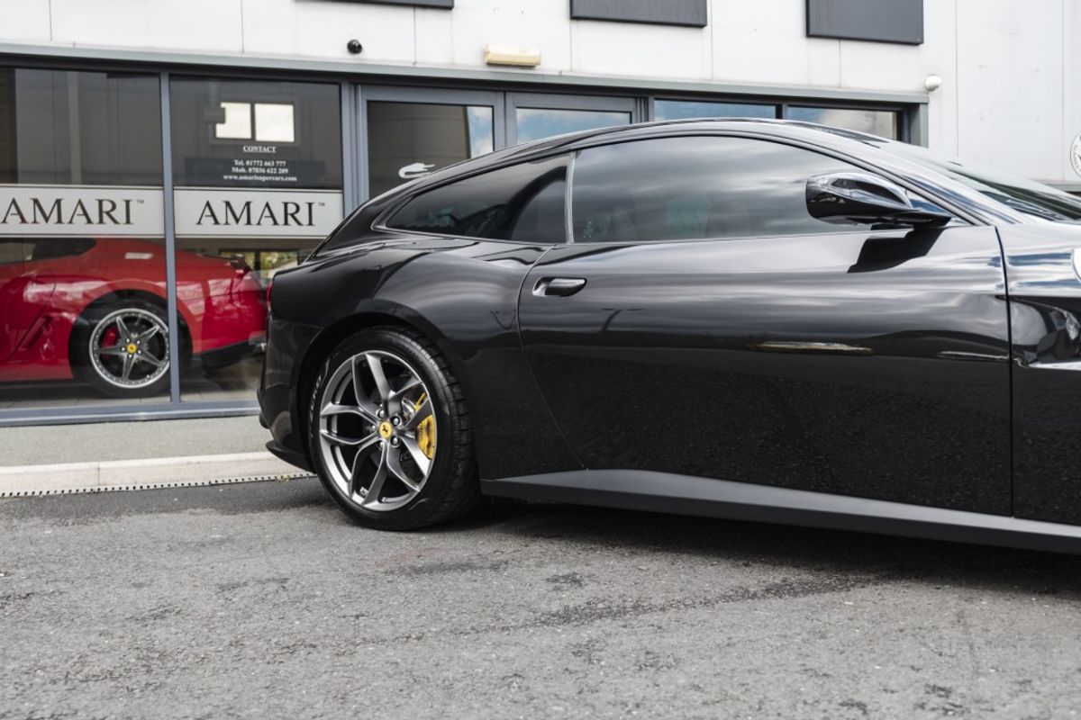 FERRARI GTC4 LUSSO T HATCHBACK 3.9 V8 3DR