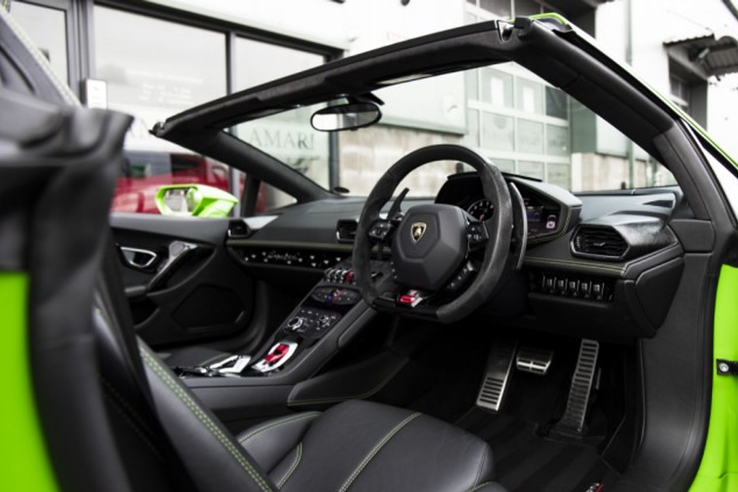 LAMBORGHINI HURACAN CONVERTIBLE 5.2 LP 610-4 SPYDER 2DR SEMI AUTOMATIC