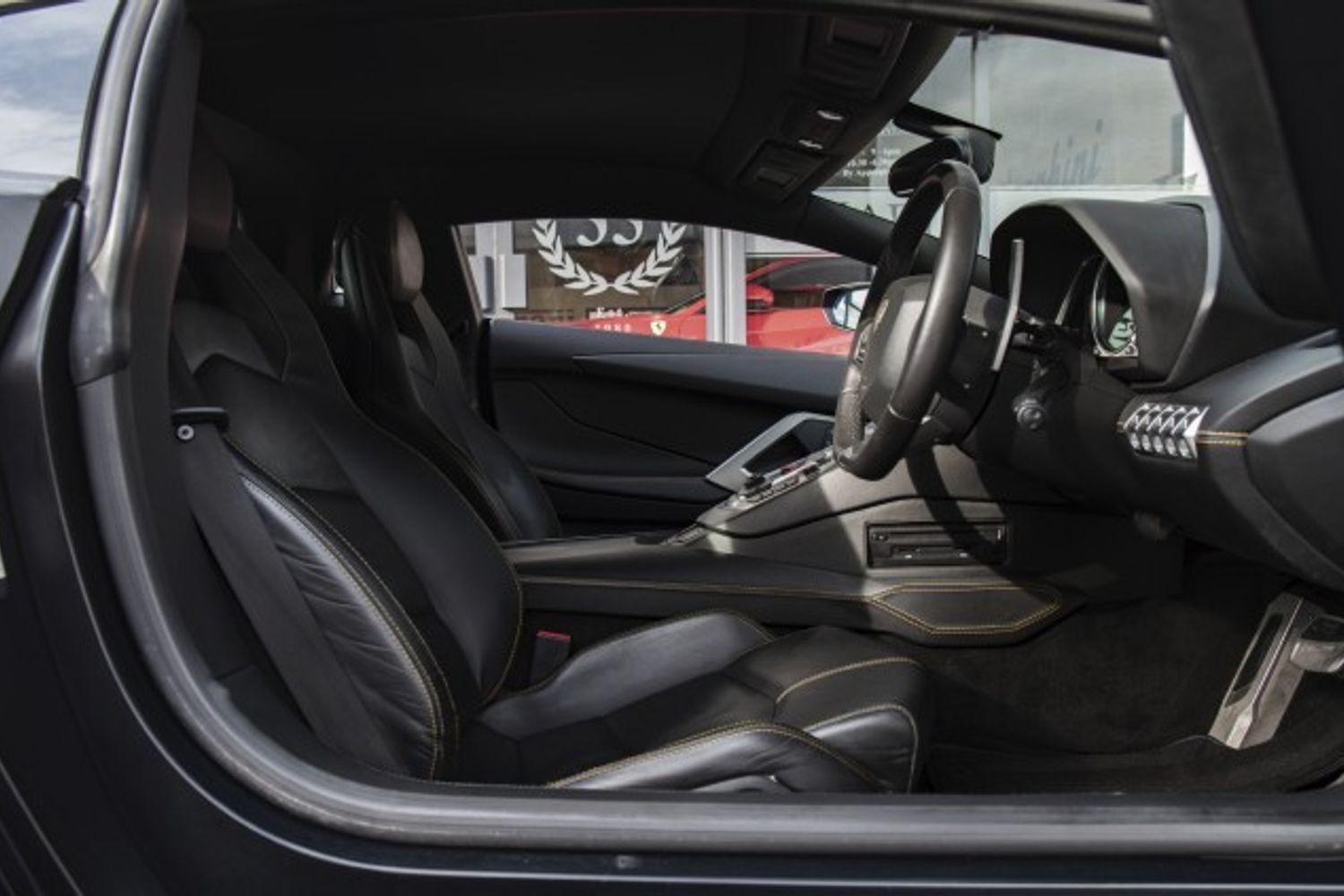 LAMBORGHINI AVENTADOR COUPE 6.5 V12 2DR SEMI AUTOMATIC